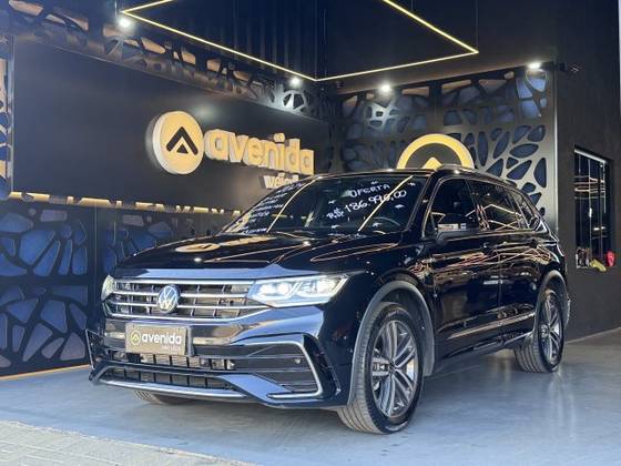 VOLKSWAGEN TIGUAN 2.0 300 TSI GASOLINA ALLSPACE R-LINE AUTOMÁTICO